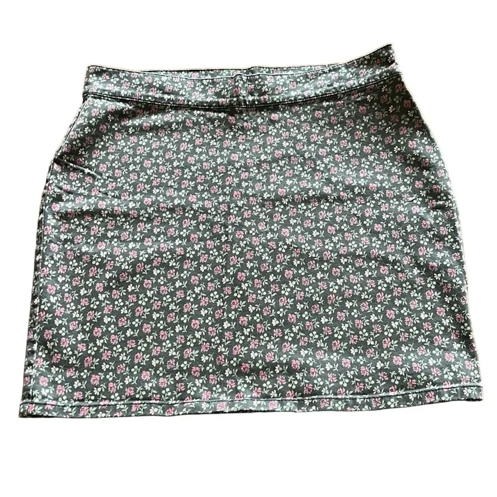 London Jean Green Floral Print Mini Skirt Woman Size 2 Cottagecore